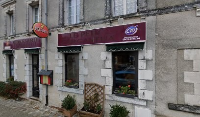 Fouchereau Cailleton Cecile Cecile, Bar à Buzançais