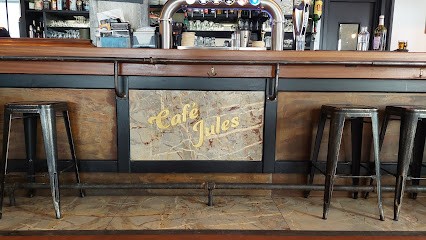 Chez Jules, Bar à Sarrancolin