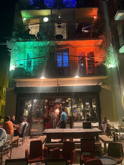 New Béné, Bar à La Ciotat