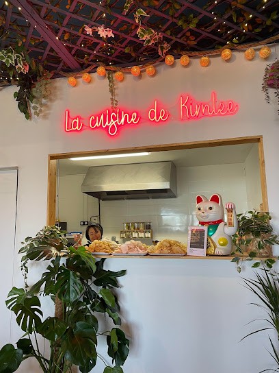 Mister Binh Derval, Bar à Derval