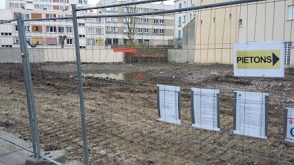 Au Masque Rouge, Bar à Romainville