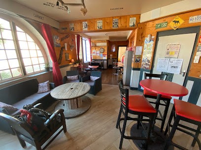 Bar Le Caribou, Bar à Poullaouen