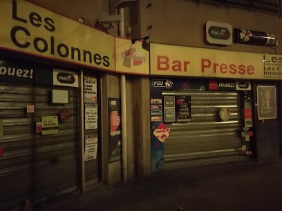 Les Colonnes, Bar à Pau