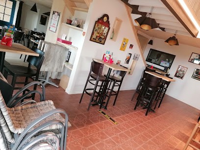 Café De La Place, Bar à Thouars