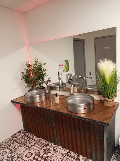 Le HANGAR, Bar à Pipriac