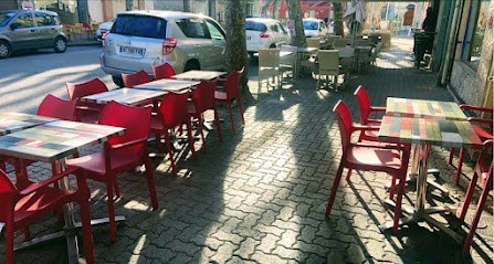 Le Café De Provence Mouriès, Bar à Mouriès