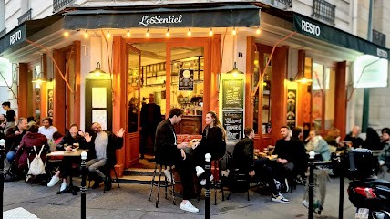 L'Essentiel, Bar à Clichy