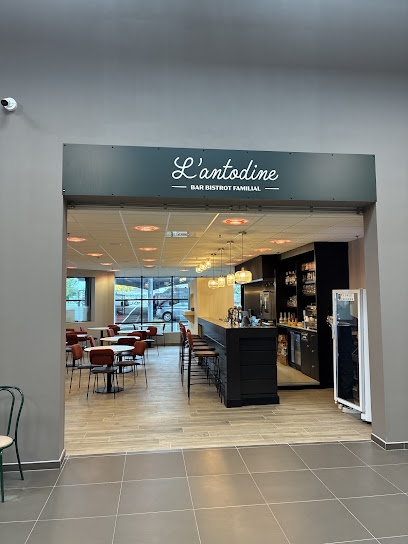 L'antodine Bar à Saint-Quay-Perros
