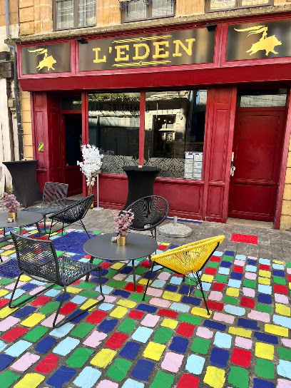 L'eden, Bar à Sedan