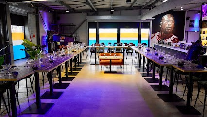 Stadium Sports Bar, Bar à Melesse