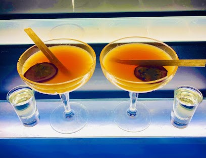 L'Exces, Bar à Saint-Germain-en-Laye