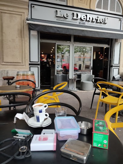 Le Debrief, Bar à Marseille 01