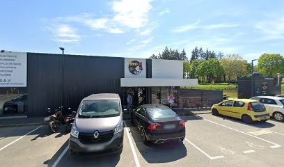 Beer Us Lusignan, Bar à Lusignan