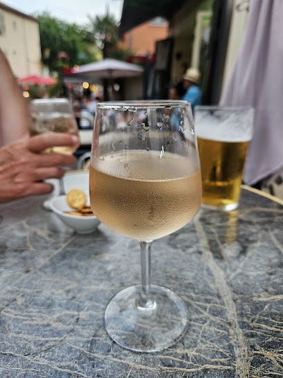 La Petite Derive, Bar à Sainte-Maxime