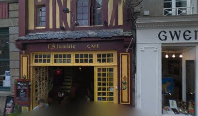 Robert Jean-François, Bar à Saint-Malo