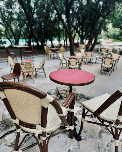 Les Terrasses De Saint Bruno, Bar à Pujaut