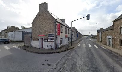 Le Mas, Bar à Plougoulm