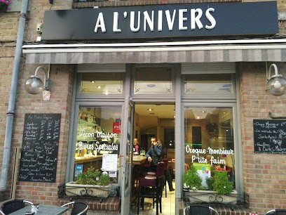 Café À l'Univers, Bar à Bergues