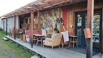 Cabaret Le Poulailler, Bar à Saint-Pierre-Roche