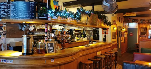 Le 13 Et 3, Bar à Nantes