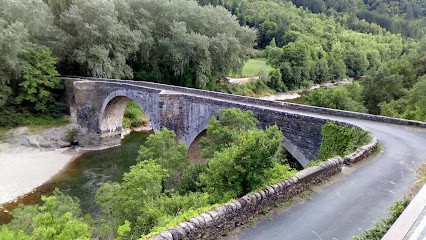 Dalle Stephane, Bar à Ispagnac