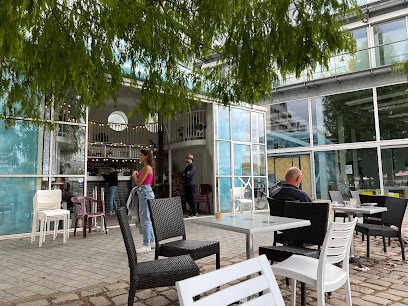 L'Absence, Bar à Nantes