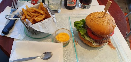 Le Lion D'Or, Bar à Gouarec