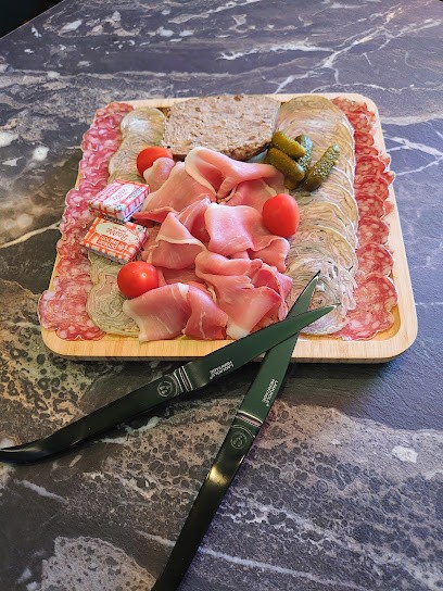 The Peat, Bar à Saint-André-des-Eaux