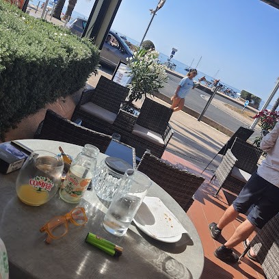 737 Boulevard, Bar à Fréjus