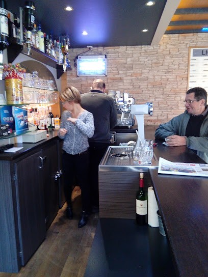 Le Refuge, Bar à Plouasne