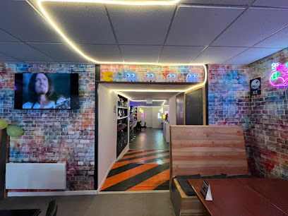 Level Up - Bar À Jeux - Escape Games - Salles De Quiz - Jeux De Société - Rétro Gaming, Bar à Rodez