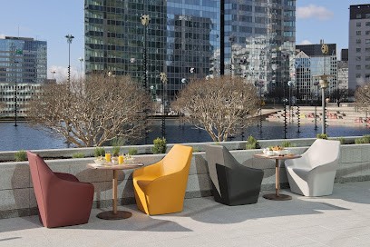 The Place Lounge, Bar à Courbevoie