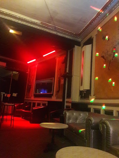 Show Girl, Bar à Vichy