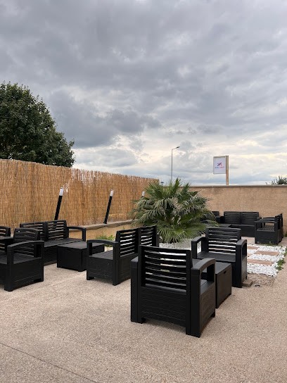 Le Faubourg Lounge, Bar à Longperrier