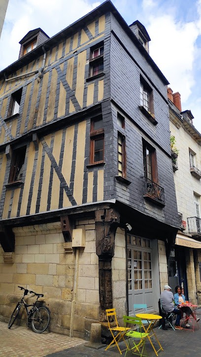 Buck Mulligan's, Bar à Tours