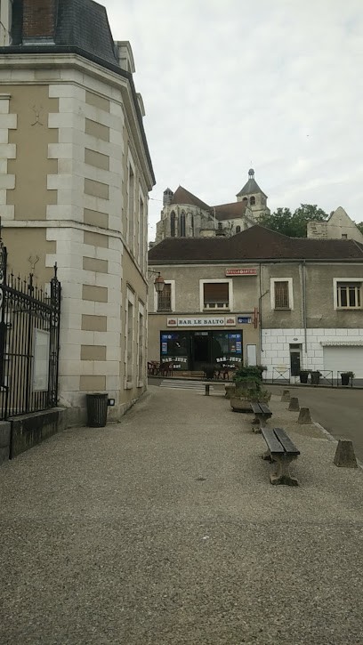 Le Balto, Bar à Tonnerre