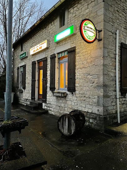 Café Du Pont, Bar à Perrigny