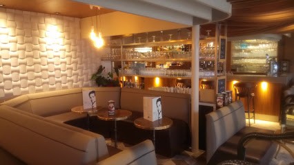 Mimi BAR, Bar au Lavandou