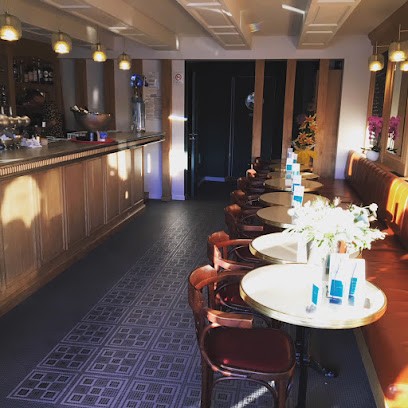 Café Ferdinand, Bar à Vannes