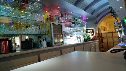 Le Petit Mousse, Bar à Camiers