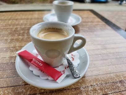 Tabac Altay, Bar à Saint-Louis