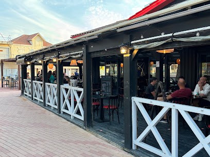 Pub La Canaulaise - Lacanau Océan, Bar à Lacanau