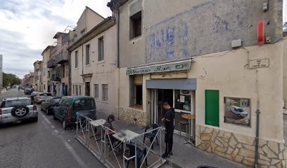 Nouveau Bar, Bar à Nîmes
