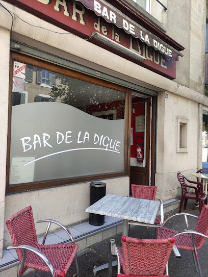Bar De La Digue, Bar à Verdun