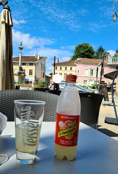 Gros Nicolas, Bar à Montluel