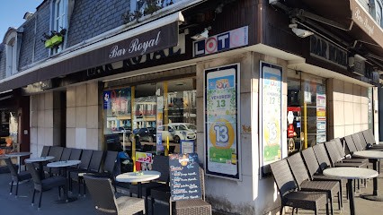 Bar Royal, Bar à Versailles
