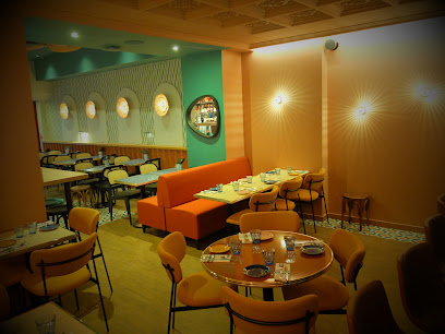 Moneda, Bar à Lyon 02