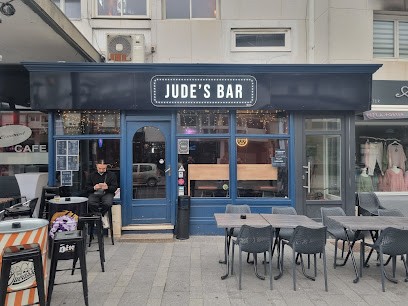 Jude’s bar, Bar à Calais