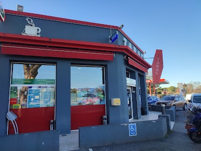 Bar Tabac South Station, Bar aux Arcs