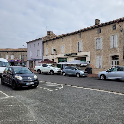 Café Du Commerce, Bar à Sauzé-Vaussais